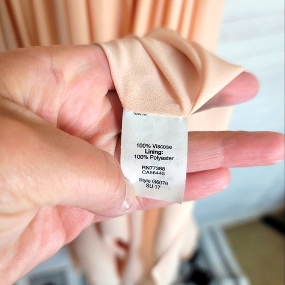 Elegant Cream Maxi Dress - Picture 10 of 15